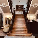 Chateau De Longpre Hotel Varilhes