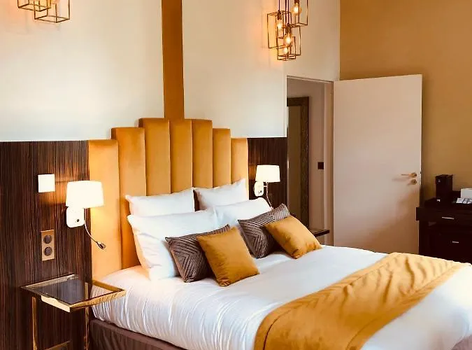 Chateau De Longpre Hotel Varilhes