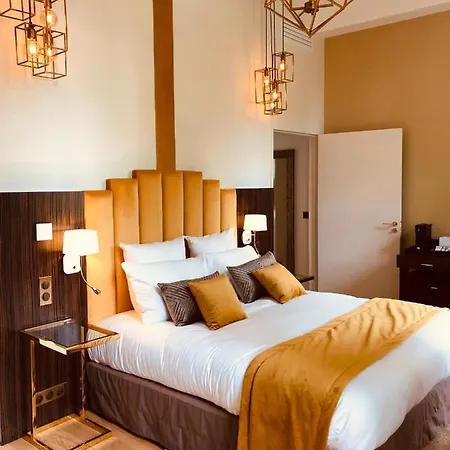 Chateau De Longpre Otel Varilhes